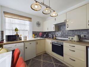 Kitchen- click for photo gallery